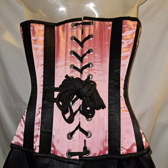 NEW Babylon tight lacing dead stock corset SMALL 24" - Picture 6 of 15